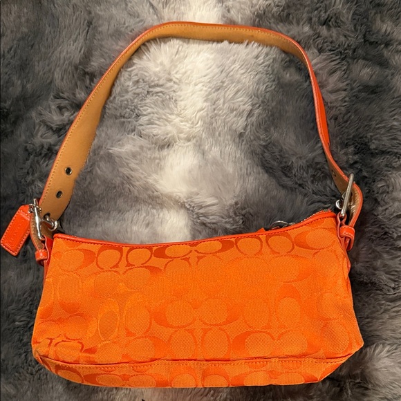 COACH Rare Vintage Y2K Orange Shoulder Bag - Picture 10 of 12